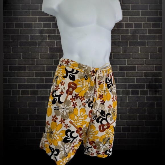 🌴 Daniel Cremieux 38 Colorful Swim Trunks – Size Large – Excellent Condition - Picture 5 of 13